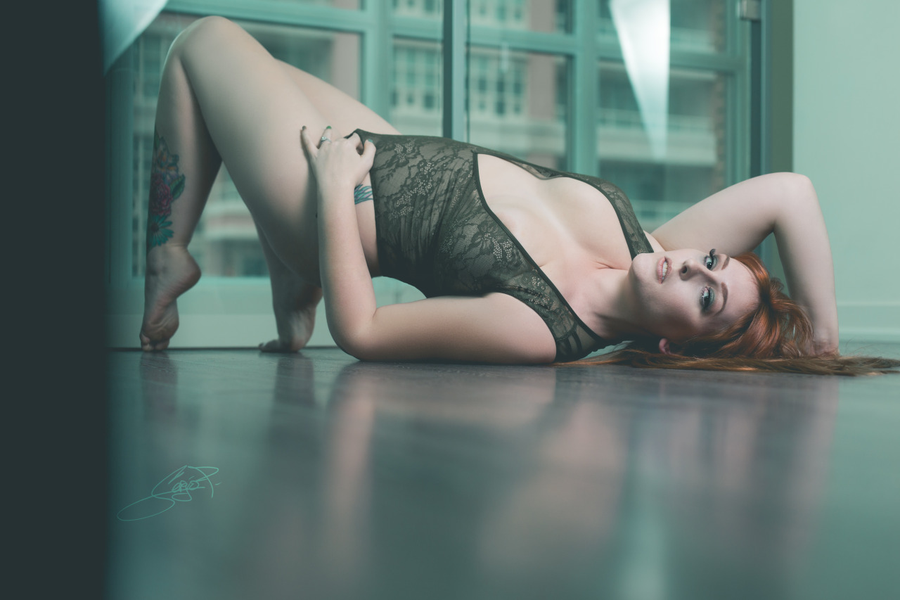 nicolenudes:  Photographer: Sergio P PhotographyMUA: Kass Foulkes