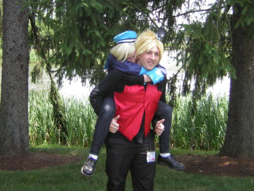 AnimeNEXT ‘13 Sunday Hetalia Photoshoot Part 3US/UK    Prussia/Canada     GerIta    RusAme    