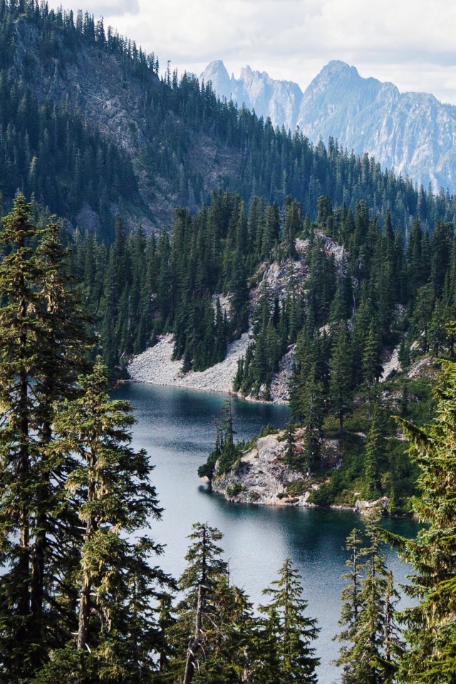 Sex hannahaspen:Alpine Lakes Wilderness, WA© pictures