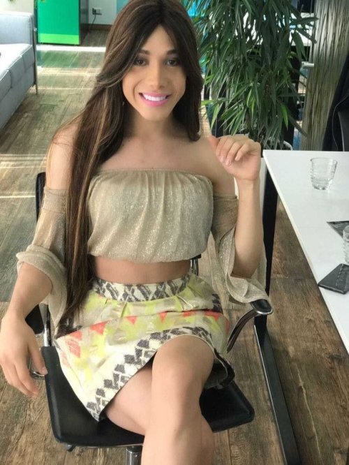 colmenarv:  shemalesallday:  Anaconda Real  Ummm esta buenísima 