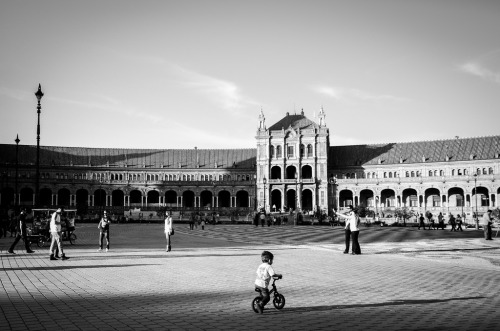 plaza de españa / sevilla / eatrepeat.blogspot.com