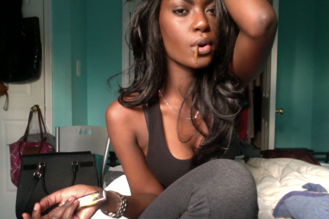 thefakerihanna:  Happy 4/20