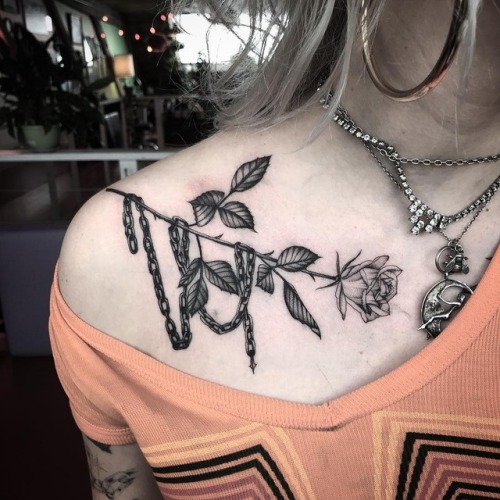 thatattoozone:@  serahelentattoo  