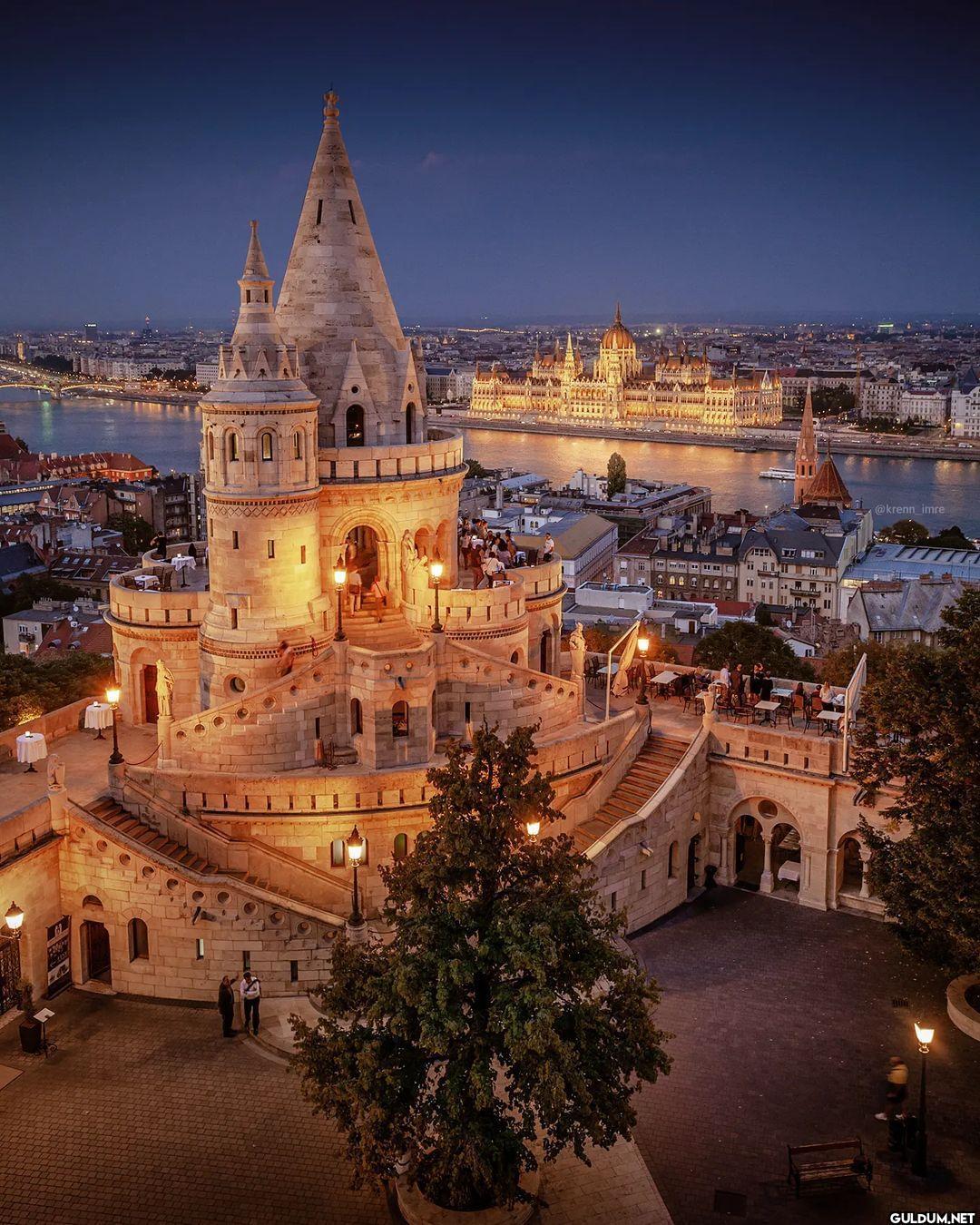 Evenings in Budapest ✨...