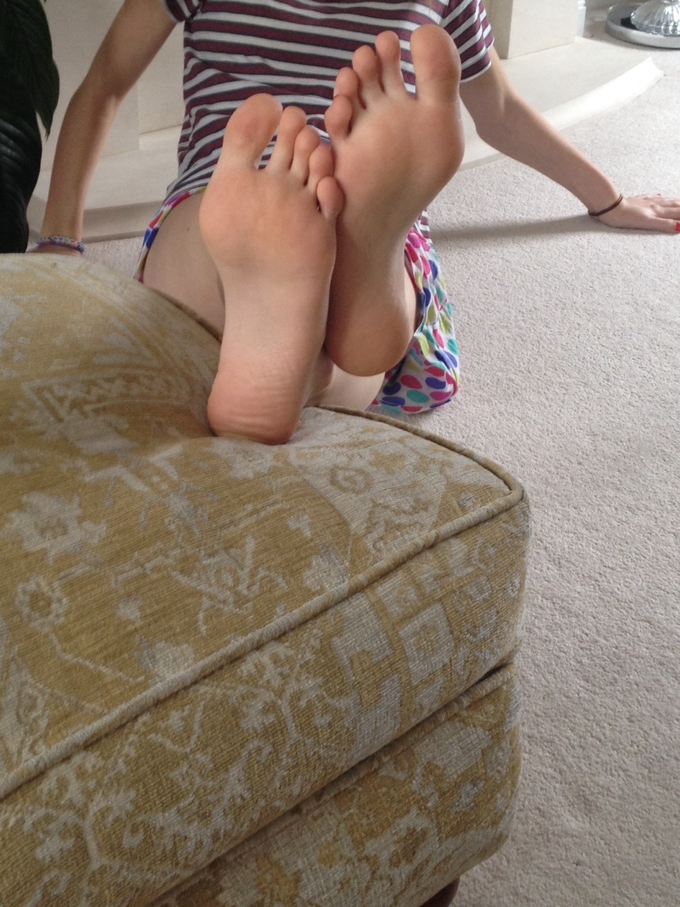 v-for-violetta:  For anon, supernaturauhl&rsquo;s feet xxx 