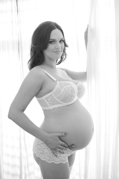 Maternity Nudes