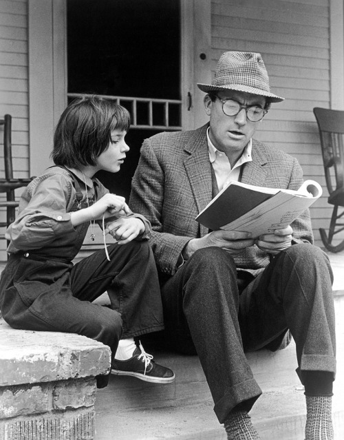 annieaoife:  Gregory Peck (Atticus Finch) and Mary Badham (Scout) on the set of To Kill A Mockingbir