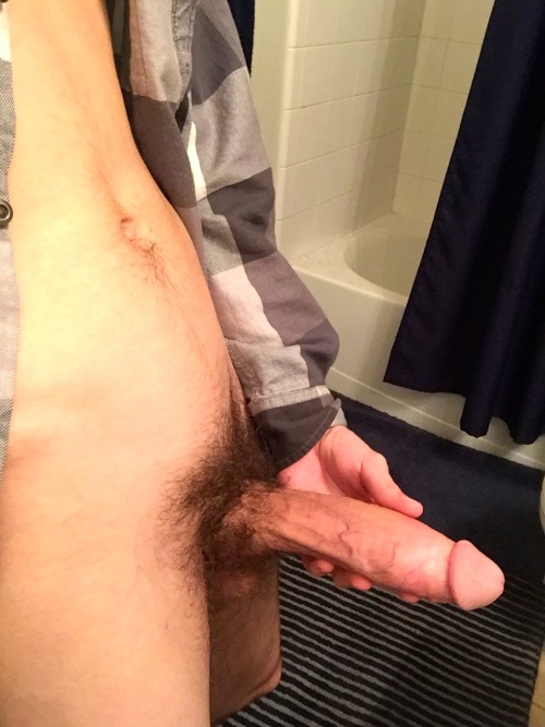 Sex xxl-cock-lover:  would love to suck his big pictures