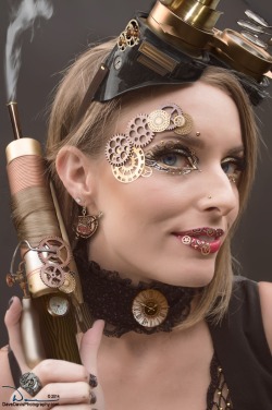 steampunkopath:  Steampunk Girls http://steampunkopath.tumblr.com/