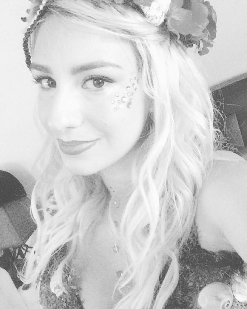 Always love me a B&amp;W photo :) by septemberrain87