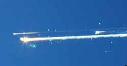 zubat:The Columbia Space shuttle breaks apart during re-entry, 2003.