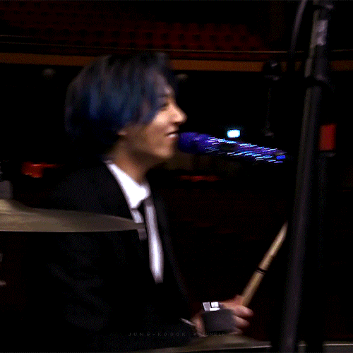 Jungkook Playing The Drums To Dynamite (cr.namuspromised)