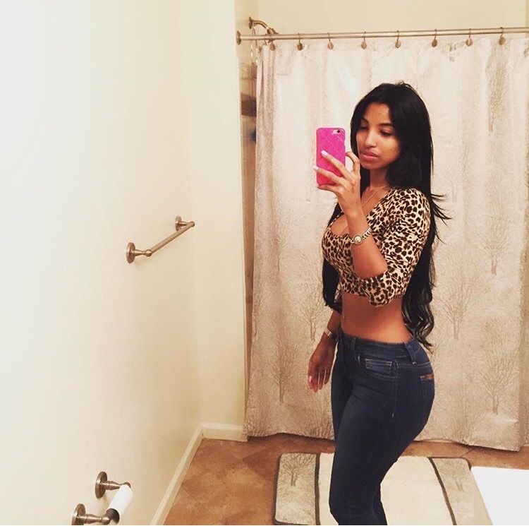 bombshellssonly:  @deliana.urena