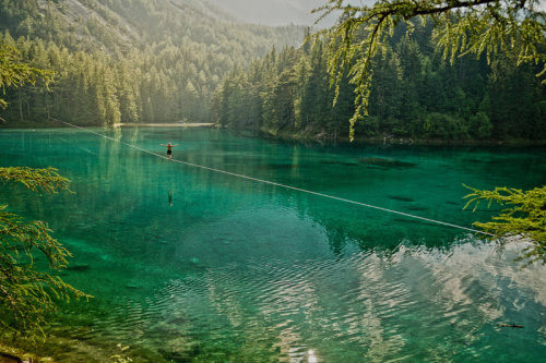 0-u-t-s-i-d-e: A new slackline world record - Photo | Red Bull Adventure  Mich Kemeter doesn