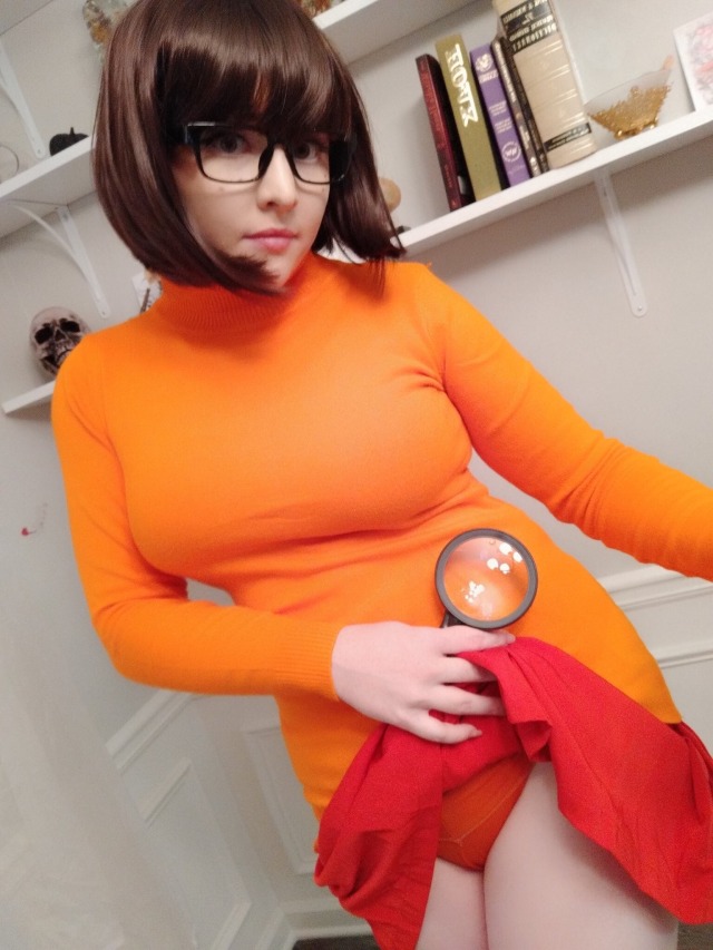 nsfwfoxydenofficial:Oh no! Velma lost her