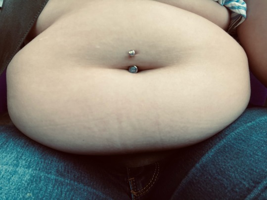 growingbellybabe-deactivated202:My belly doesn’t just hang over the seat belt… it engulfs it. My bellybutton ring has been doing fine until recently. I’m noticing it’s getting tighter as my belly inches towards the steering wheel. 
