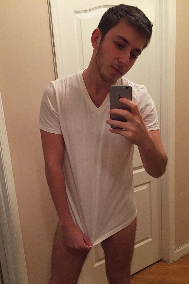thingsilike90210:  c0pz:Had a little too much wine      (via TumbleOn)