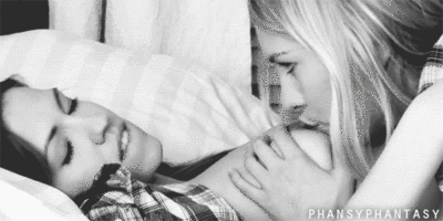 Orgasmicolesbians