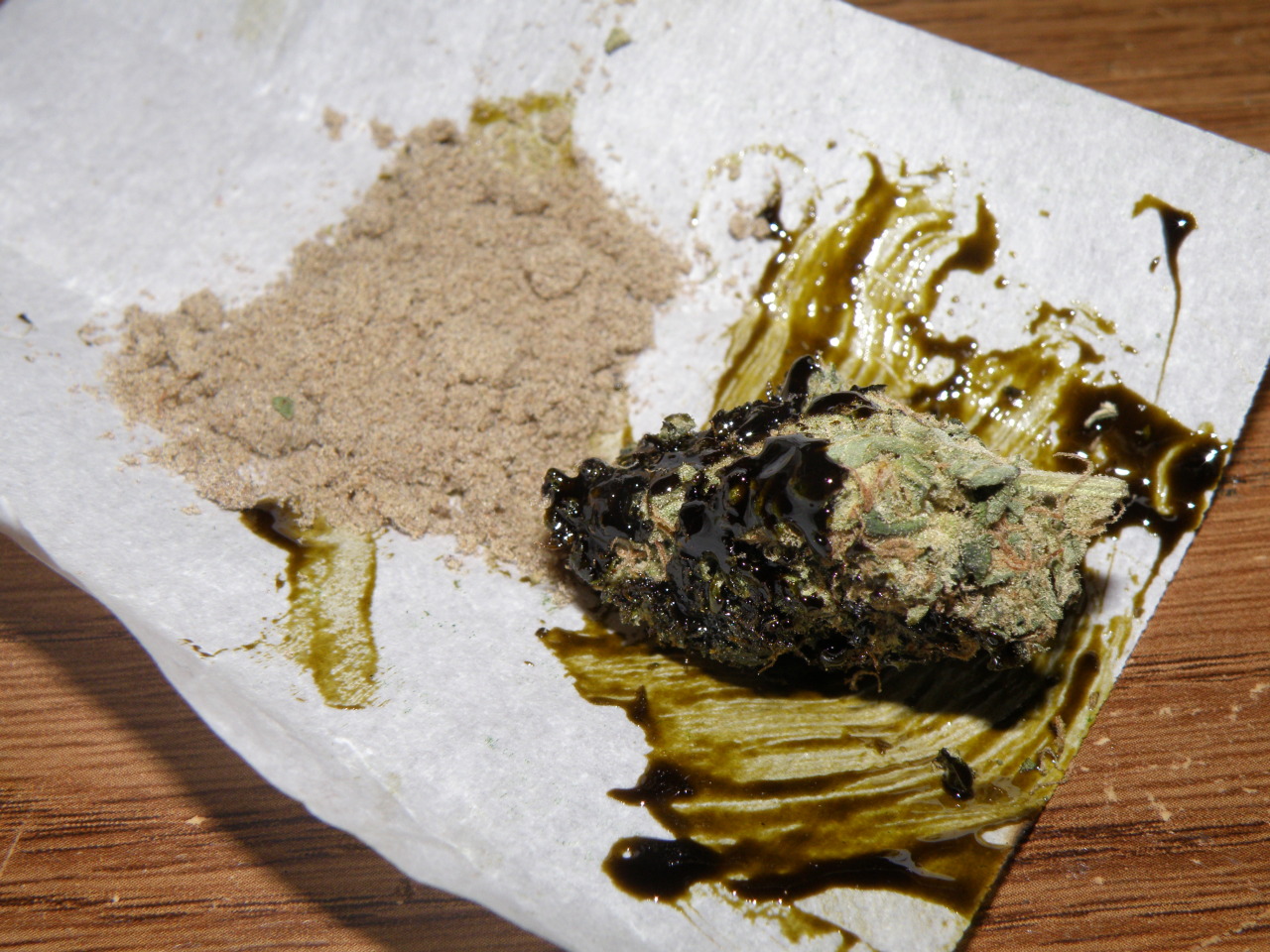 videogamesandmaryjane:  oh god this tasted so good yes sour diesel with gdp kief