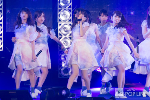 saitoasuka:  乃木坂46、GirlsAwardでハプニング？ 照れる白石麻衣に会場が虜に http://tokyopopline.com/archives/50819