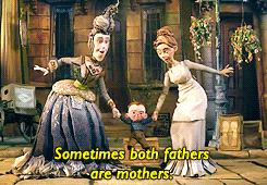 petite-blonde-and-snarky:  Families come in all shapes and sizes, even rectangles.
