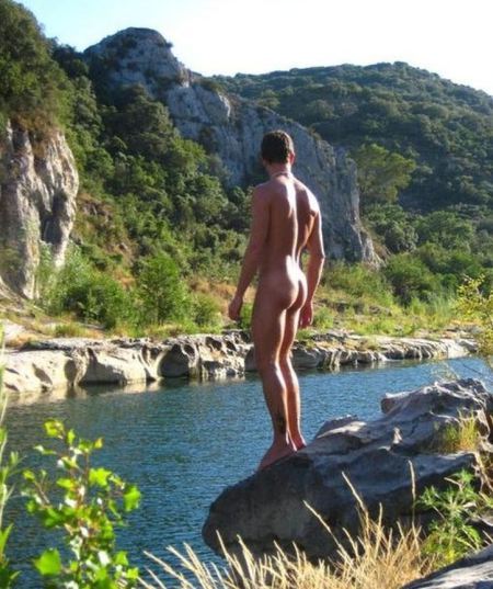 Nudiarist All Male #Sex & #Exhibitionism porn pictures