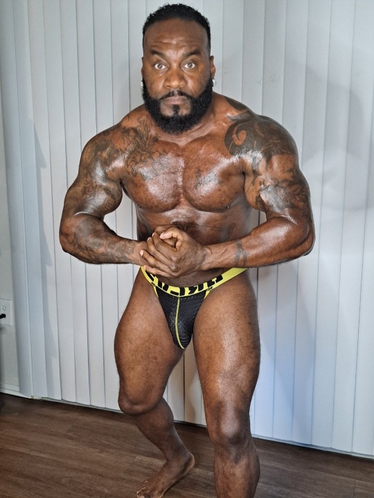 Porn blackmusclegenius: photos