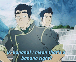deerxings:  &ldquo;wow that’s a really nice… banana? yes very, very life-like!&rdquo;&ldquo;it’s