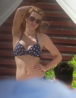 celebsarmpits:  Bella Thorne wearing a bikini