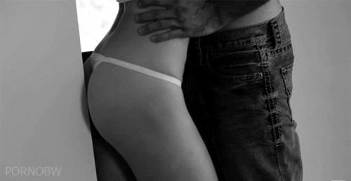 yesiamhisgoddess:  Only those three little things Daddy? shesmygoddess 