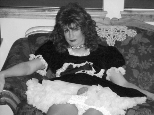 gaysissyqueen: Oh my….something is peeking out from under my petticoat. i am such a naughty g