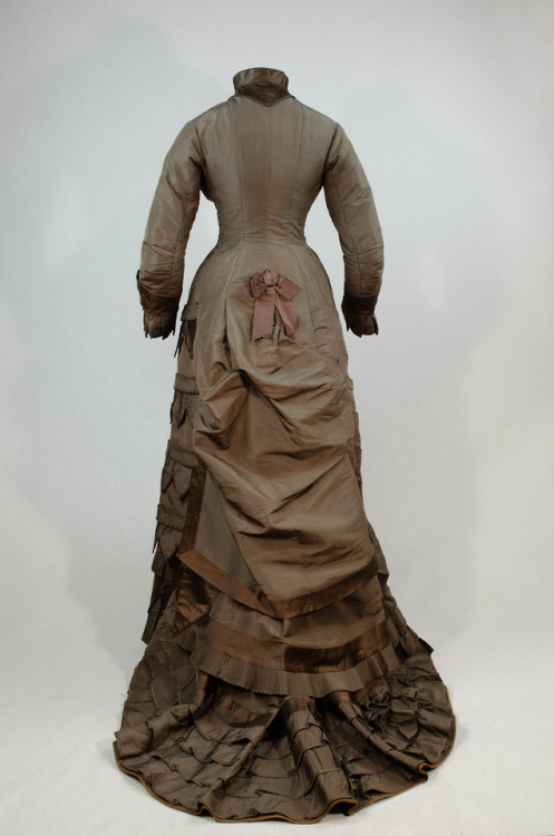 Day dress ca. 1880From the Irma G. Bowen Historic Clothing Collection at the University of New Hamps