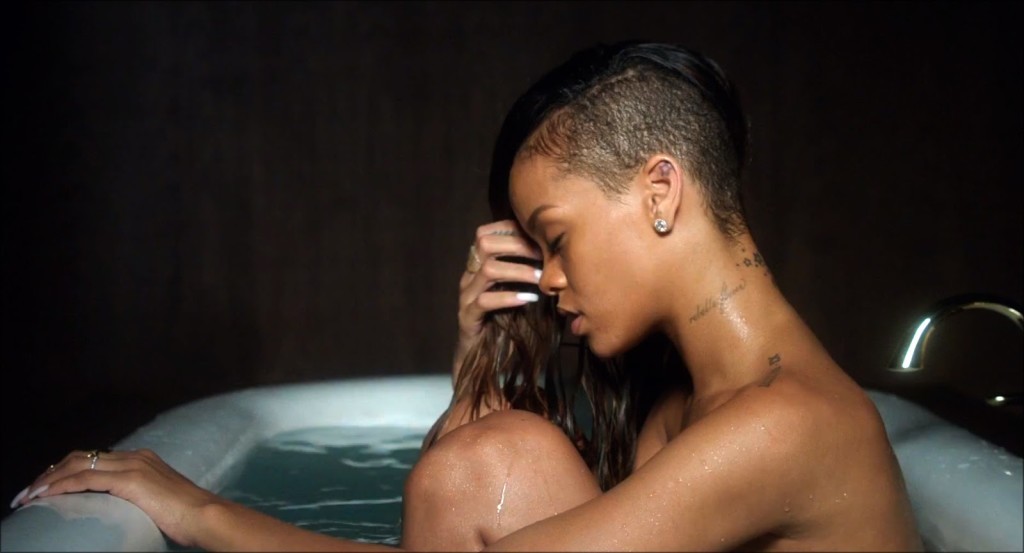 Rihanna pour it up cover