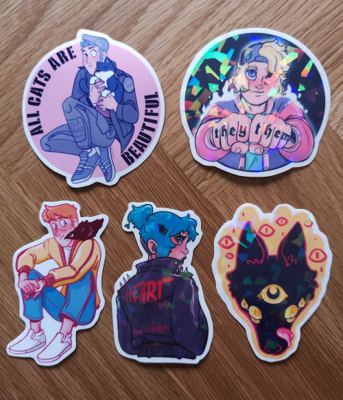 Just added sticker sets to my Ko-Fi shop! I’m so excited, they look BEAUTIFUL even though i hand cut