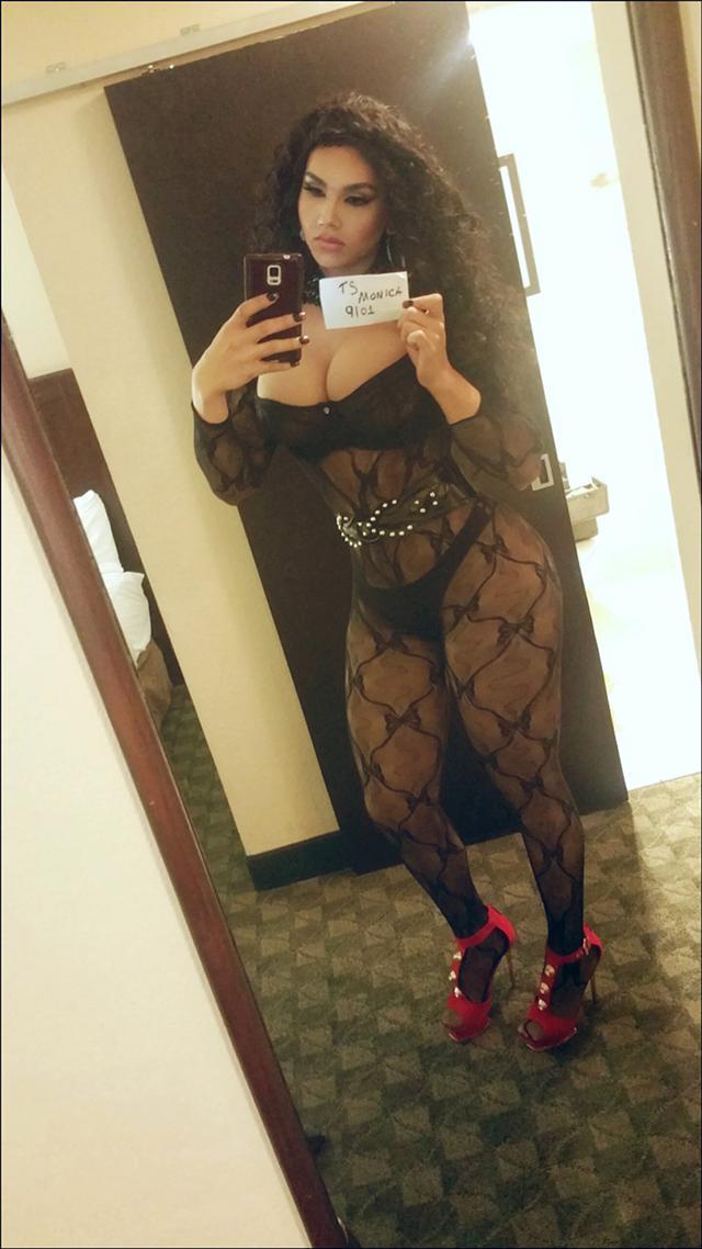 jbicurious:  dreamtgirls:  TS Monica, Transexual Escort  I want a night with this
