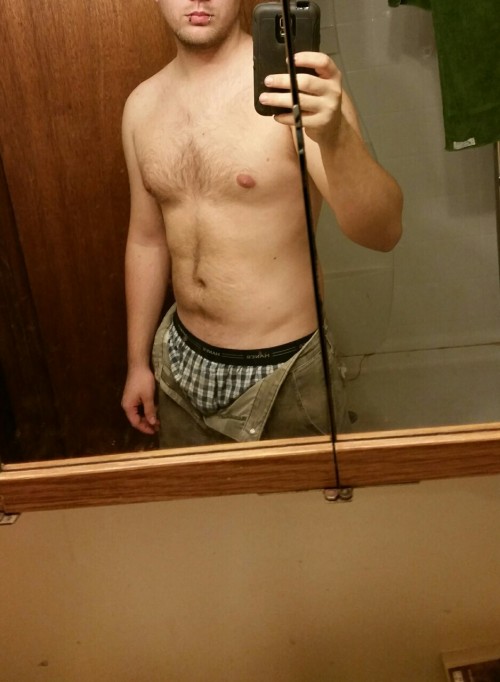abdldaddyswitch: First time posting pics like this Well done!