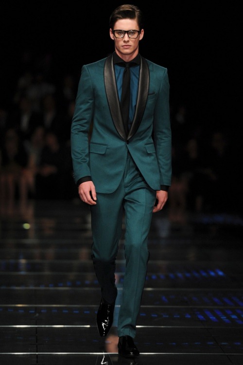 yourstyle-men:  garcon-portraits:  Joe  Style For Menwww.yourstyle-men.tumblr.com 