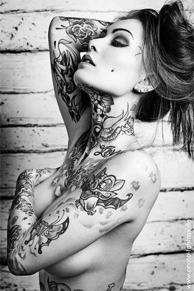 XXX Tattoo'd ladies&metal photo
