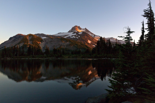 mikescofield:  Jefferson Park - Oregon This season I’ve been avoiding the popular hikes, favoring solitude over jaw dropping beauty, but Jefferson Park is one hike that I’ll make an exception for just because it’s so damn beautiful. It’s stupid