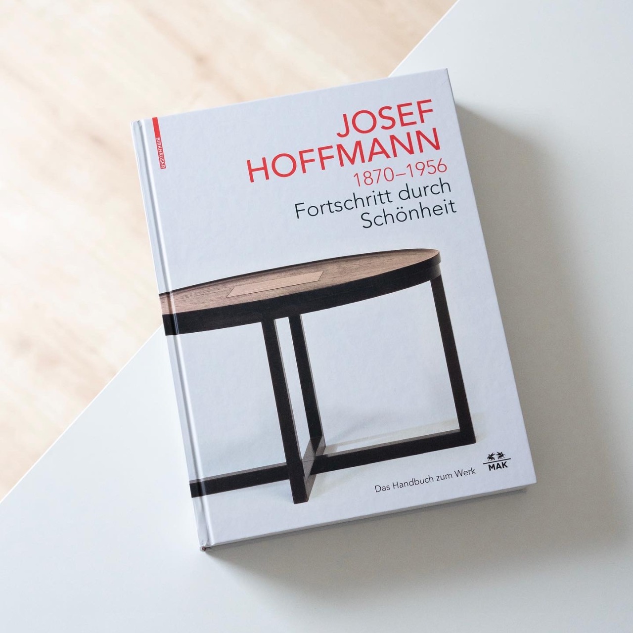 As co-founder of the Wiener Werkstätten, the Vienna Secession and the German and Austrian Werkbund his name is anchored in the history of modern architecture and design: Josef Hoffmann (1870-1956). Being a total designer he gave as much thought to...