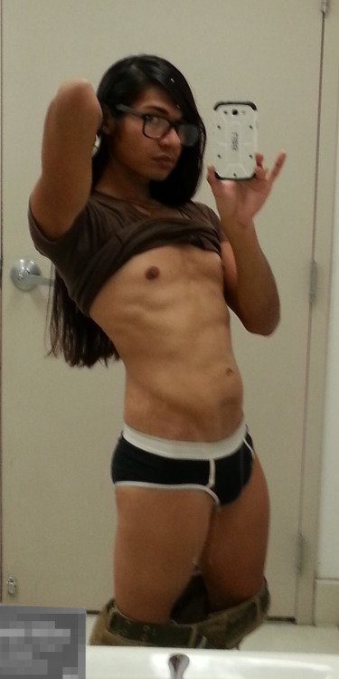 native-fem:  128lbs was a little scary so I put some weight back on. This’ll do fine. 