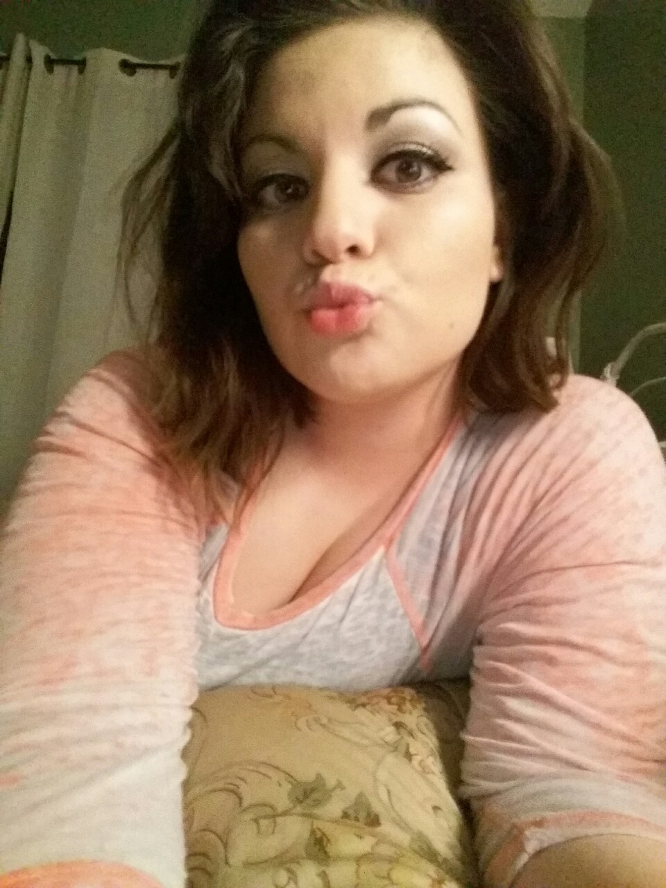 selenastylez:  Haters can kiss my big fat Latina ass :) 