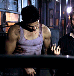 Derek Hale Fashion Meme: Dirty Grey Tank + Booty Jeans – 2.09