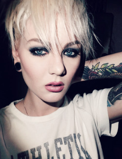 itattoobabes:  girls