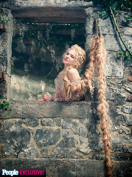 popculturebrain:  New Photos: ‘Into the Woods’ | People 