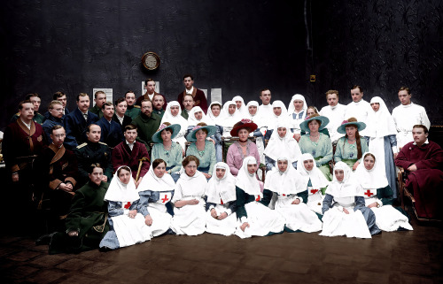 Empress Alexandra Feodorovna of Russia with her daughters Grand Duchesses Olga, Tatiana, Maria and A