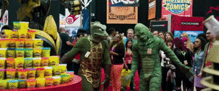 yunsp:  horsenews:  Introducing your friends to the fandom   true