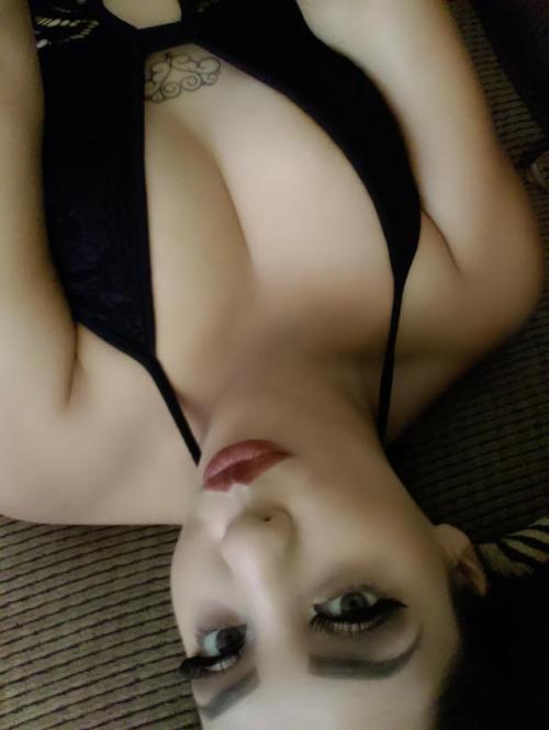 latinashunter:  Perfect Beautiful Latina.