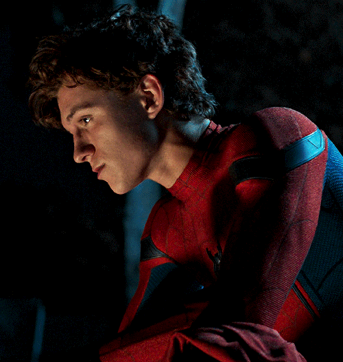 mishha:

Tom Holland as Peter Parker | Spider-Man: Homecoming (2017) #peter parker#spider-man#tom holland
