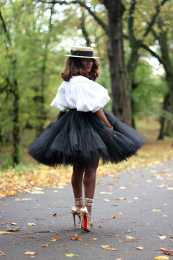 Asunkee:  &Amp;Ldquo;The Black Swan&Amp;Rdquo; By Soraya De Carvalho From Style Is